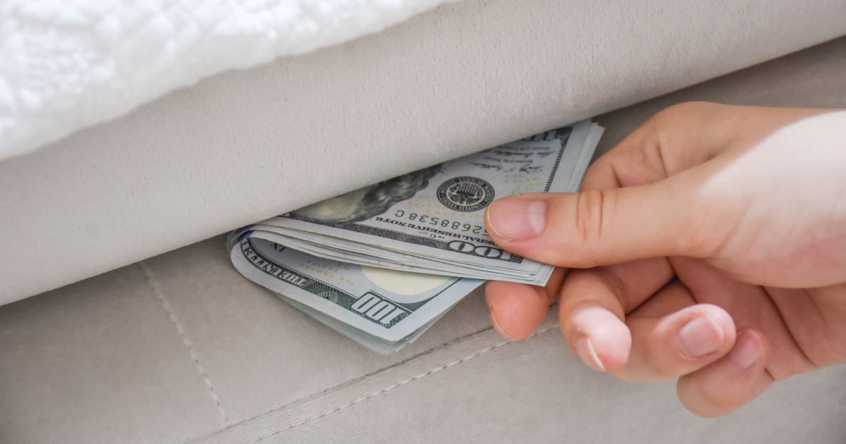 How Much Cash In Hand Is Allowed Uk